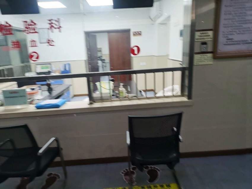 實(shí)驗(yàn)室超純水設(shè)備 實(shí)驗(yàn)室超純水設(shè)備